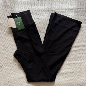 HALARA Black High-Waist Workout Leggings